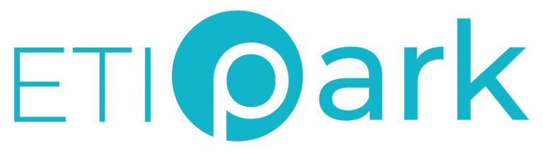 Das Logo zeigt das Wort "ETIpark" in Türkisblau, mit dem Buchstaben "p" in einem soliden türkisfarbenen Kreis, der sich vom restlichen Text abhebt. Das Design ist klar und modern.